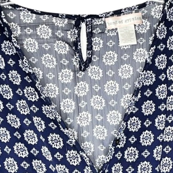 Band of Gypsies Navy/White Faux Wrap 3/4 Sleeve, Semi Sheer Romper - S - Picture 4 of 9